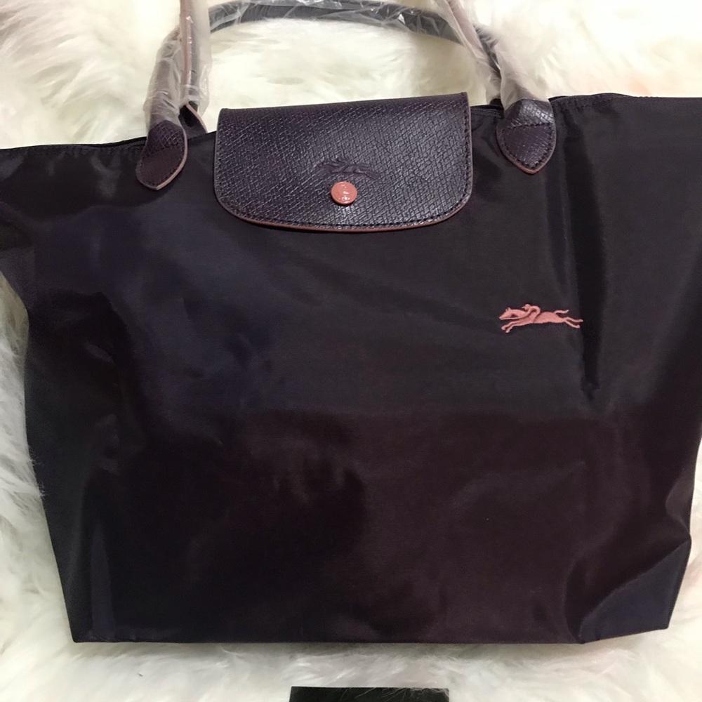 NWT.  Longchamp Le Pliage CLUB Large PURPLE SB